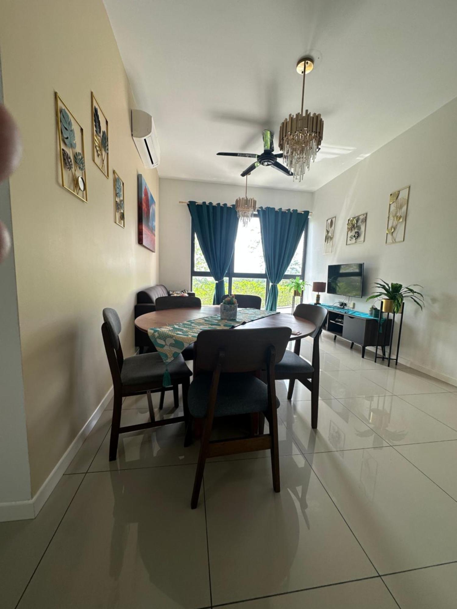 The Clio 2 Residences, Beside Conezion, Beside Ioi City Mall, Opposite Serdang Hospital, Beside Uniteen And Upm, Putrajaya Exterior foto